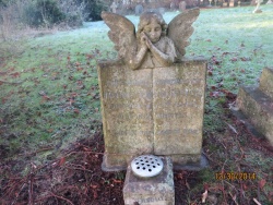 39. Treasured memories of PATRICK DAVID PREECE died March 12th 1940 aged 18 months safe in the arms of Jesus.